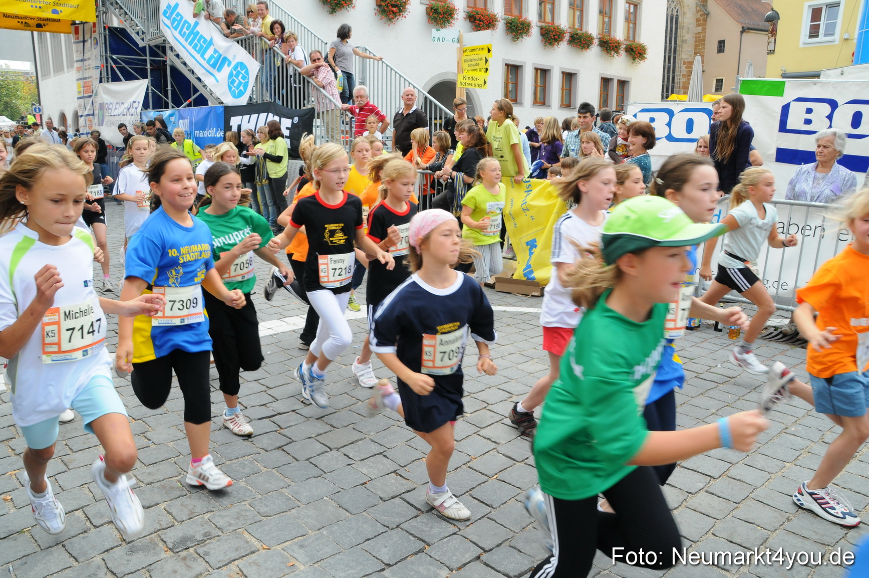 0077 Stadtlauf Neumarkt Bambinilaeufe 200909